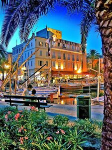 L'AGENCE CABANIS vous pr�sente SANARY
